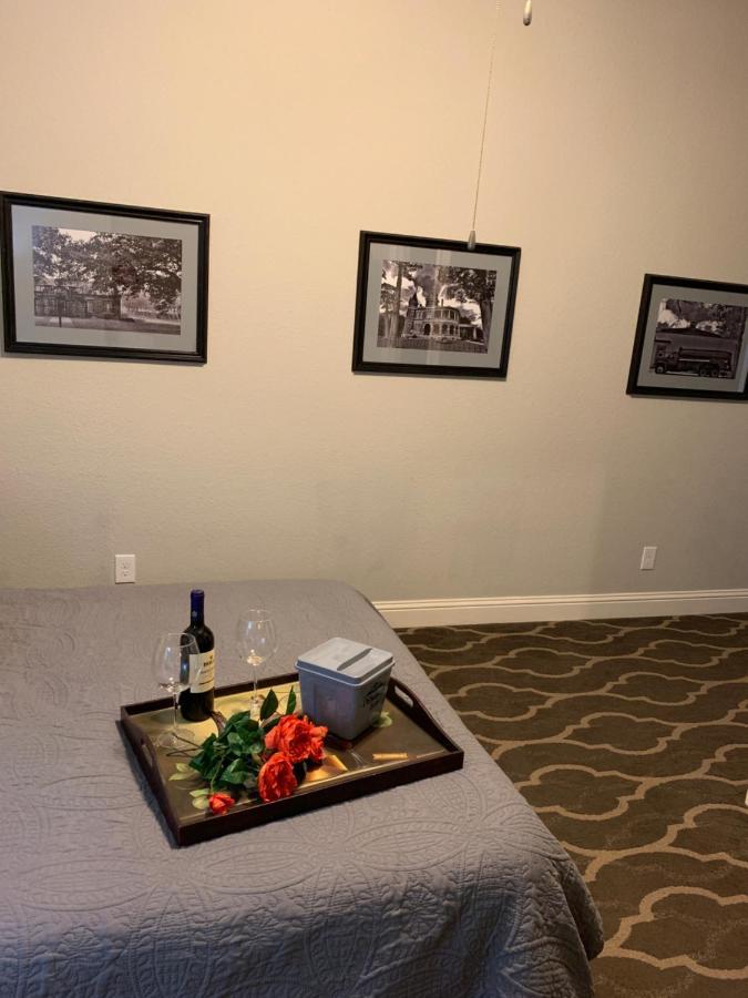Gonzales The Dilworth Inn מראה חיצוני תמונה