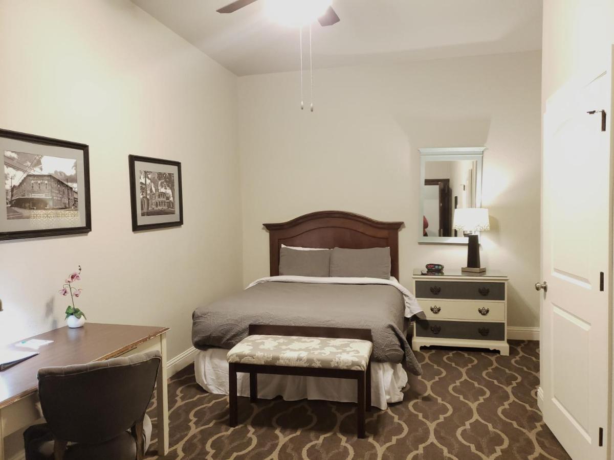 Gonzales The Dilworth Inn מראה חיצוני תמונה